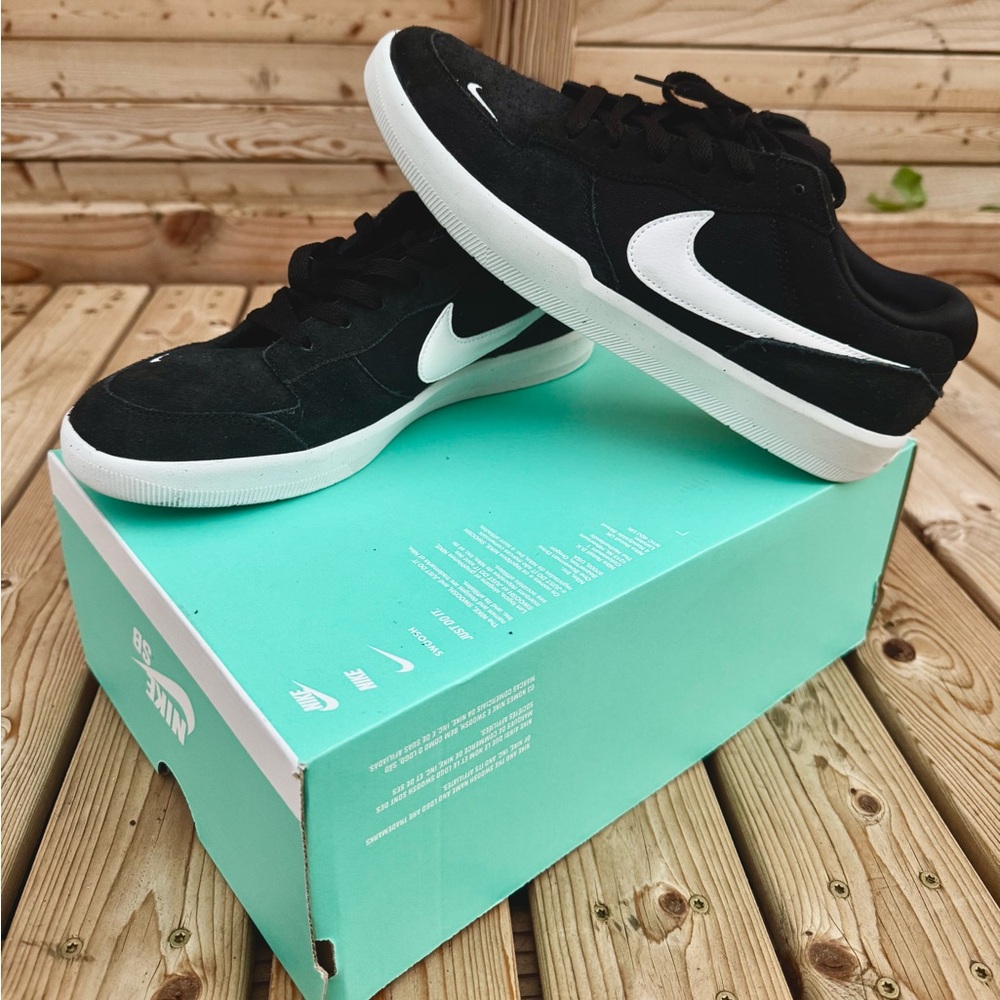 Nike SB Force 58 Black NEW WITH BOX